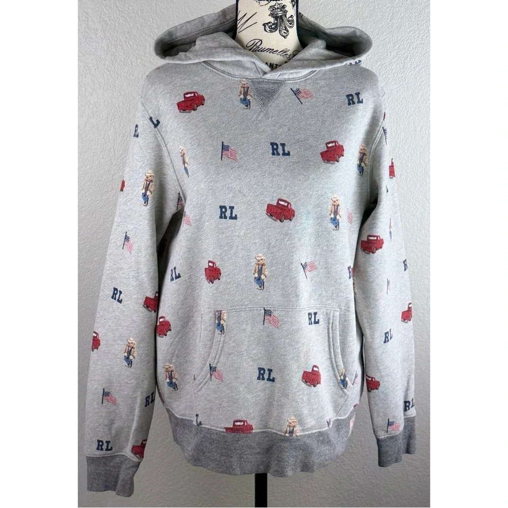 Ralph Lauren Polo Country Boy’s Grey Graphic Polo Bear W/ Truck Hoodie, size XL